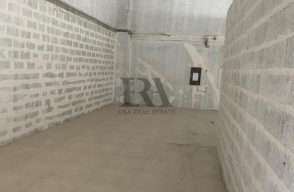 Shop - Studio for rent in Askar - Southern Governorate