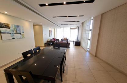 Apartment - 2 Bedrooms - 3 Bathrooms for rent in Sanabis - Manama - Capital Governorate Apartment - 2 Bedrooms - 3 Bathrooms for rent in Sanabis - Manama - Capital Governorate