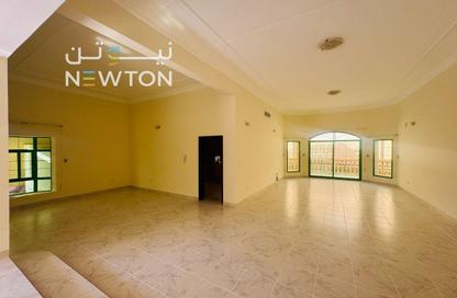 Villa - 3 Bedrooms - 4 Bathrooms for rent in Janabiya - Northern Governorate