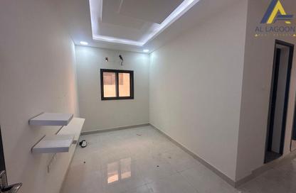 Apartment - 1 Bedroom - 1 Bathroom for rent in Hamad Town - Northern Governorate