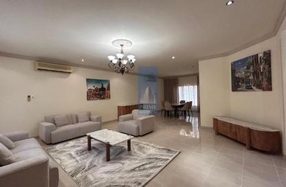Villa - 3 - 5 for rent in Hidd - Muharraq Governorate