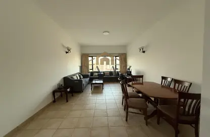 Apartment - 2 Bedrooms - 2 Bathrooms for rent in Mahooz - Manama - Capital Governorate