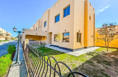 Villa - 4 Bedrooms - 4 Bathrooms for rent in Janabiya - Northern Governorate