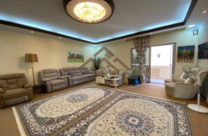 Apartment - 2 Bedrooms - 2 Bathrooms for sale in Al Juffair - Capital Governorate