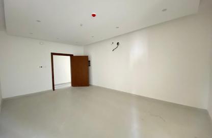 Office Space - Studio - 2 Bathrooms for rent in Saar - Northern Governorate