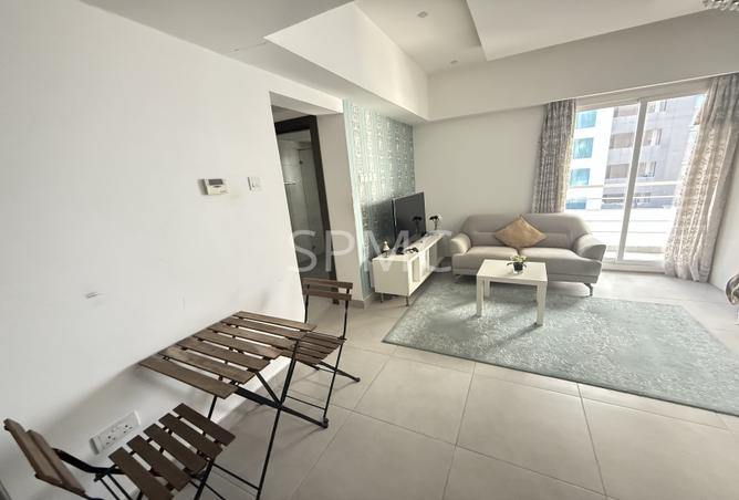 987674 - Property Image 3