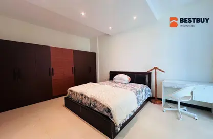 Apartment - 2 Bedrooms - 3 Bathrooms for rent in Al Juffair - Capital Governorate