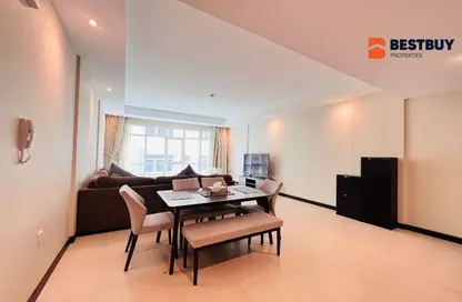 Apartment - 2 Bedrooms - 3 Bathrooms for rent in Al Juffair - Capital Governorate