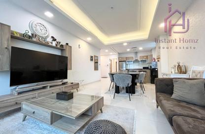 Apartment - 2 Bedrooms - 3 Bathrooms for rent in Al Juffair - Capital Governorate