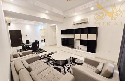 Apartment - 3 Bedrooms - 3 Bathrooms for rent in Shakhura - Northern Governorate