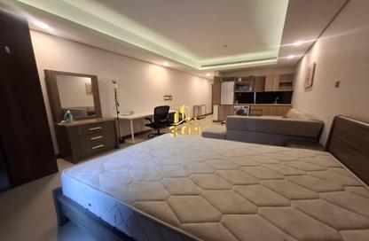 Apartment - Studio - 1 Bathroom for rent in Busaiteen - Muharraq Governorate