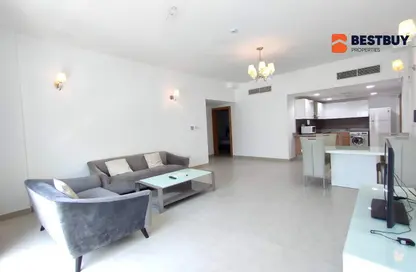 Apartment - 2 Bedrooms - 2 Bathrooms for rent in Al Juffair - Capital Governorate