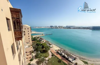 دوبلكس - 3 غرف نوم - 4 حمامات للايجار في شارع أمواج - أمواج - المحرق