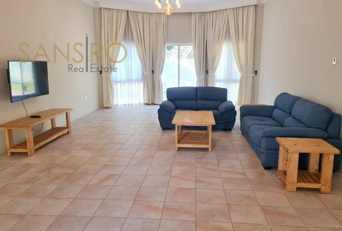 1000719 - Property Image 2