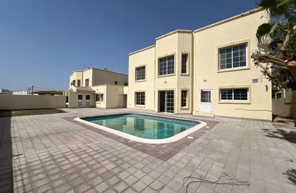 Villa - 5 Bedrooms - 5 Bathrooms for rent in Janabiya - Northern Governorate