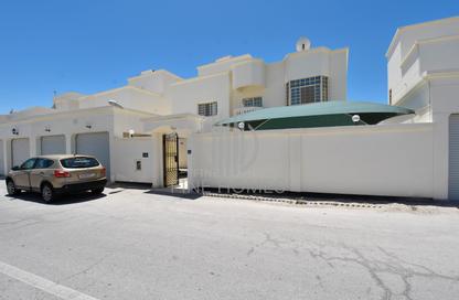 Villa - 4 - 4 for rent in Tubli - Central Governorate