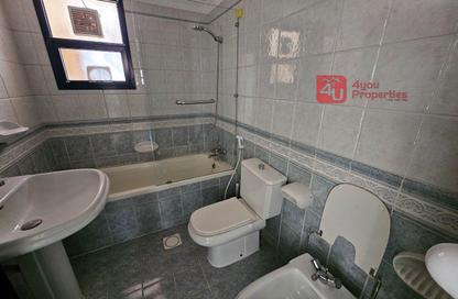 Apartment - 3 Bedrooms - 3 Bathrooms for rent in Manama - Capital Governorate