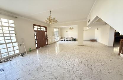 Villa - 4 Bedrooms - 4 Bathrooms for rent in Busaiteen - Muharraq Governorate