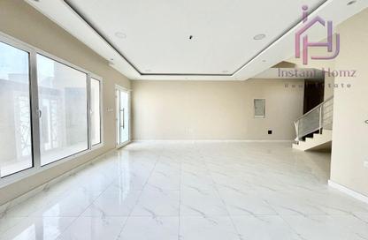 Villa - 4 Bedrooms - 5 Bathrooms for sale in Karzakkan - Northern Governorate