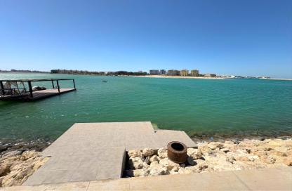 Villa - 3 - 4 for rent in Essence of Dilmunia - Dilmunia Island - Muharraq Governorate