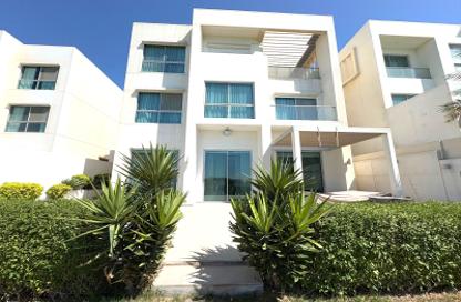 Villa - 3 - 4 for rent in Essence of Dilmunia - Dilmunia Island - Muharraq Governorate Villa - 3 - 4 for rent in Essence of Dilmunia - Dilmunia Island - Muharraq Governorate