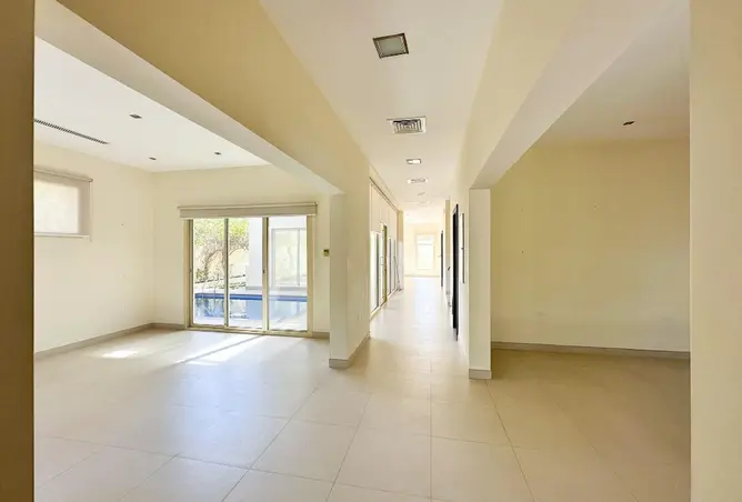 53600057 - Property Image 2