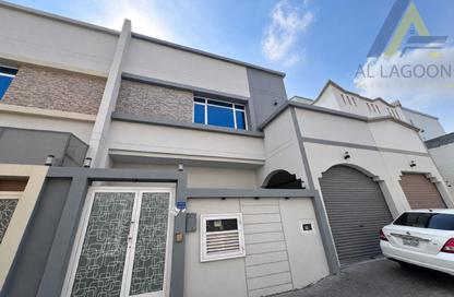 Villa - 4 - 5 for sale in Bu Kowarah - Riffa - Southern Governorate Villa - 4 - 5 for sale in Bu Kowarah - Riffa - Southern Governorate