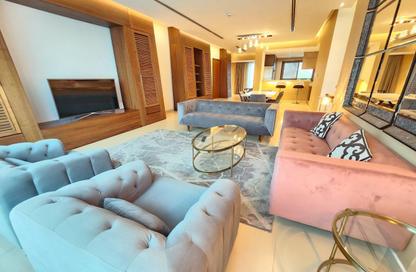 Apartment - 3 Bedrooms - 4 Bathrooms for rent in Reef Island - Capital Governorate