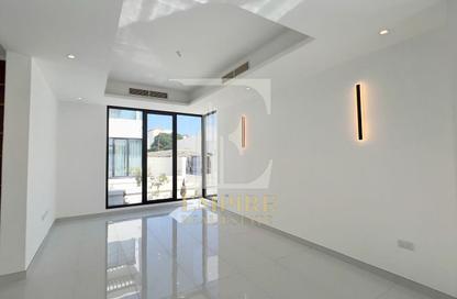 Villa - 4 Bedrooms - 5 Bathrooms for rent in Janabiya - Northern Governorate