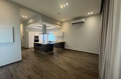 Apartment - 2 Bedrooms - 2 Bathrooms for rent in Tubli - Central Governorate