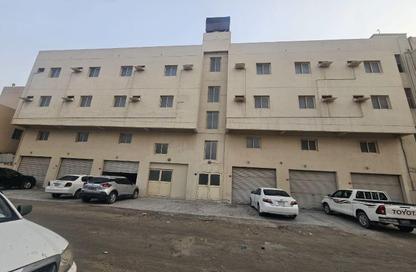 سكن عمال - استوديو - 8 حمامات للايجار في سترة - المحافظة الوسطى