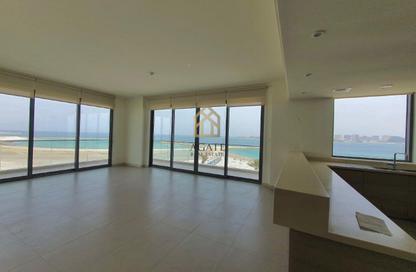 Apartment - 3 - 4 for rent in Marassi Shores Residences - Diyar Al Muharraq - Muharraq Governorate Apartment - 3 - 4 for rent in Marassi Shores Residences - Diyar Al Muharraq - Muharraq Governorate