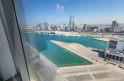 Apartment - 2 Bedrooms - 3 Bathrooms for rent in Bahrain Bay - Capital Governorate