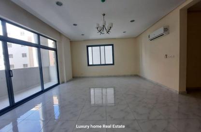 Apartment - 2 Bedrooms - 3 Bathrooms for rent in Hidd - Muharraq Governorate Apartment - 2 Bedrooms - 3 Bathrooms for rent in Hidd - Muharraq Governorate