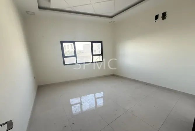 54371617 - Property Image 3