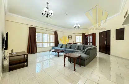 Apartment - 2 Bedrooms - 2 Bathrooms for rent in Al Juffair - Capital Governorate