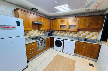 Apartment - 2 Bedrooms - 3 Bathrooms for rent in Abraj Al Lulu - Manama - Capital Governorate
