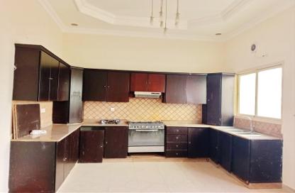 Villa - 4 Bedrooms - 4 Bathrooms for rent in Tubli - Central Governorate