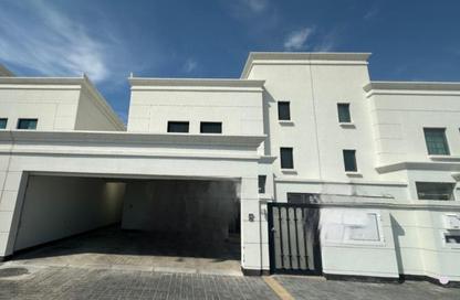 Villa - 3 Bedrooms - 5 Bathrooms for sale in Diyar Al Muharraq - Muharraq Governorate