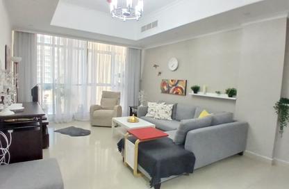 Apartment - 2 Bedrooms - 2 Bathrooms for rent in Busaiteen - Muharraq Governorate