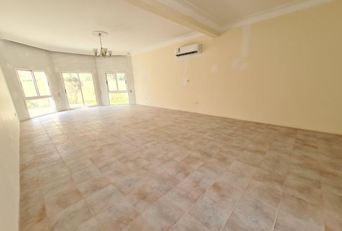 52382034 - Property Image 2