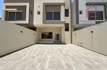 Villa - 3 Bedrooms - 4 Bathrooms for sale in Dumistan - Northern Governorate
