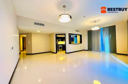 Apartment - 3 Bedrooms - 5 Bathrooms for rent in Al Juffair - Capital Governorate