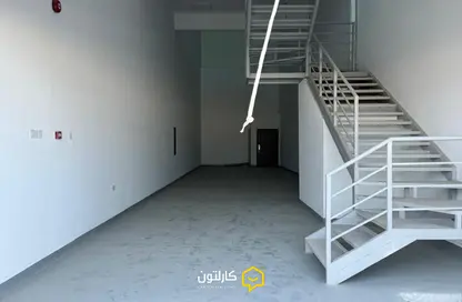 مستودع - استوديو - 1 حمام للايجار في ديار المحرق - المحرق