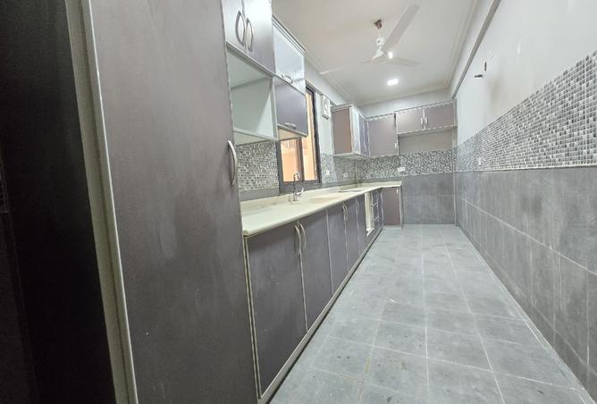 989313 - Property Image 3