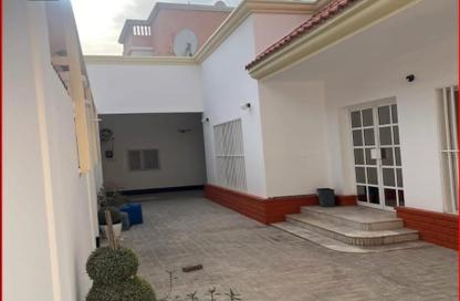 Villa - 4 Bedrooms - 3 Bathrooms for rent in Galali - Muharraq Governorate