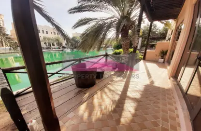 فيلا - 3 غرف نوم - 3 حمامات للايجار في مدينة المرسى - أمواج - المحرق