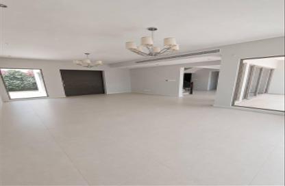 Villa - 5 Bedrooms - 6 Bathrooms for rent in Janabiya - Northern Governorate