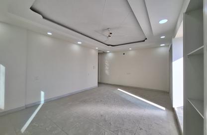 Apartment - 4 Bedrooms - 4 Bathrooms for sale in Alhajiyat - Riffa - Southern Governorate