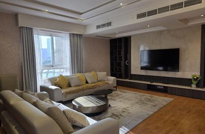 Apartment - 3 Bedrooms - 5 Bathrooms for rent in Abraj Al Lulu - Manama - Capital Governorate